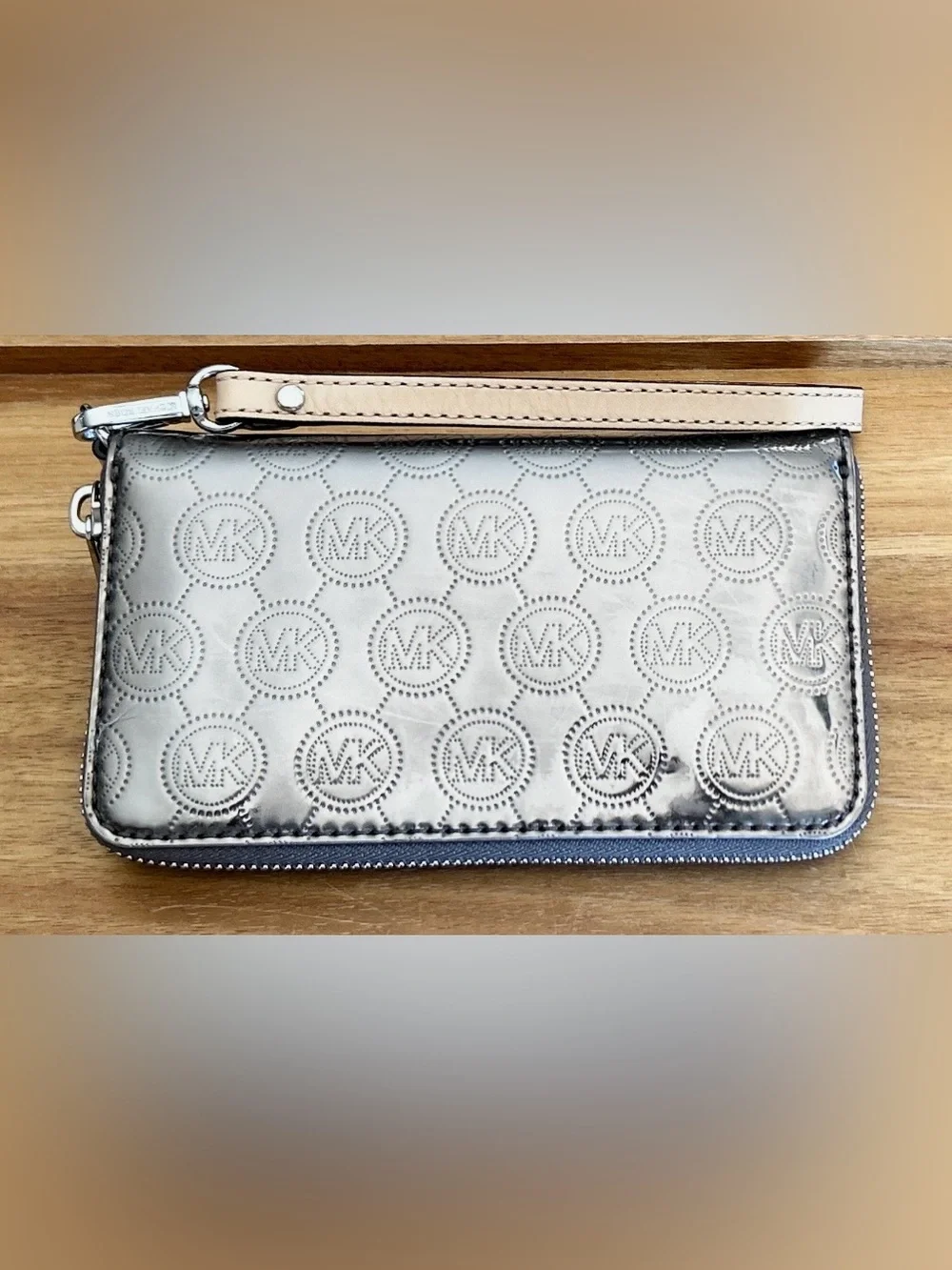 Michael Kors Silver Metallic Jet Set Continental Logo Wallet